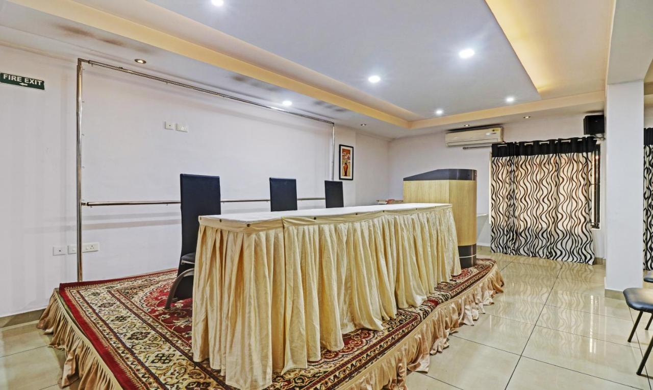 Treebo Symphony Hotels And Resorts Angamally Kizhake Chālakudi 외부 사진